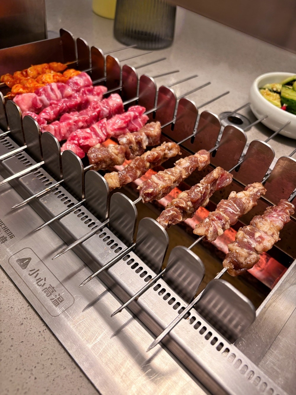 深圳美食餐廳推薦∥白玉串城．朝鮮族烤串，全自動串烤！