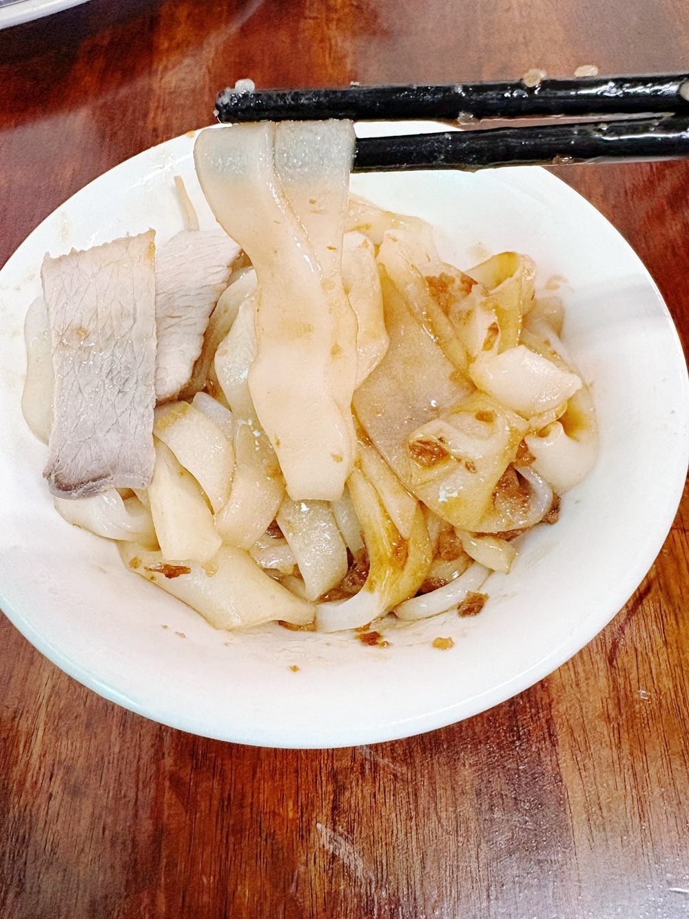 楊家蛋黃麵∥隱藏巷弄的麵店,在地超過30年,一早六點就開賣,太晚來會吃不到 - 第7張圖 楊家蛋黃麵∥隱藏巷弄的麵店,在地超過30年,一早六點就開賣,太晚來會吃不到