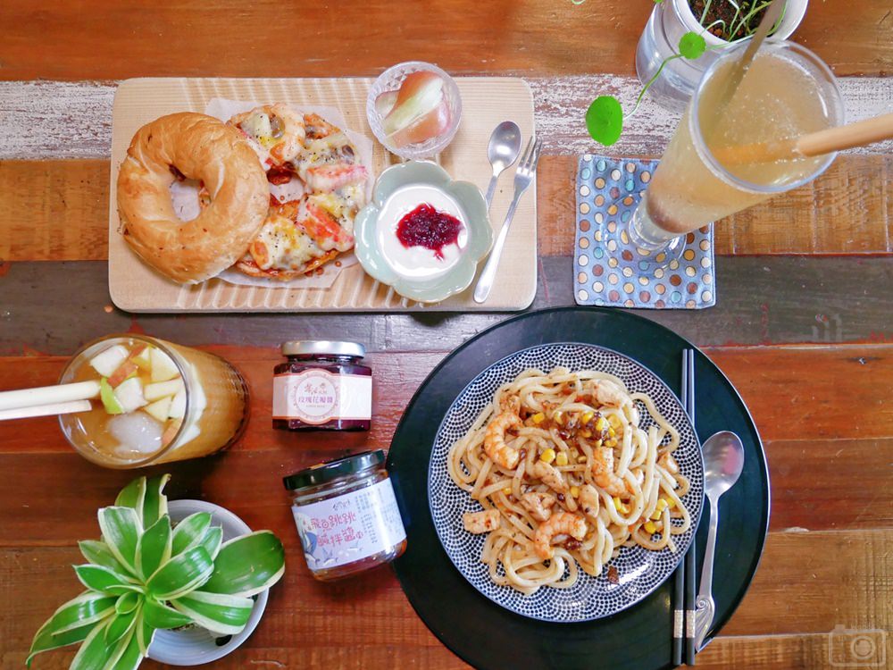 板橋特色咖啡廳懶人包∥泊泊田、Click Coffee、在一起One&Together、Juicy Jewel就是這 - 第9張圖 板橋特色咖啡廳懶人包∥泊泊田、Click Coffee、在一起One&Together、Juicy Jewel就是這